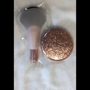 MAC LE Highlight Set Whisper of Gilt 140 Brush New
